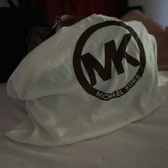 Michael Kors Reflective Metallic Duffle Bag - Vintage - Picture 12 of 12